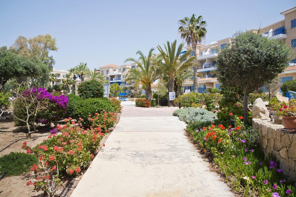 King'S Palace Apartment Paphos Ngoại thất bức ảnh