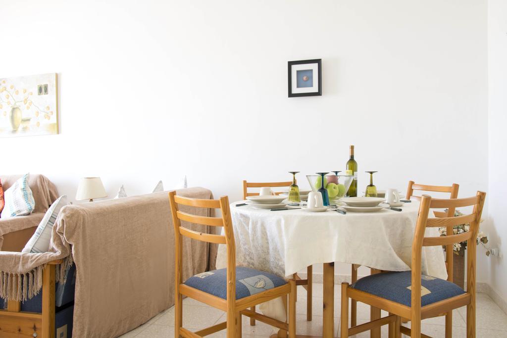 King'S Palace Apartment Paphos Ngoại thất bức ảnh